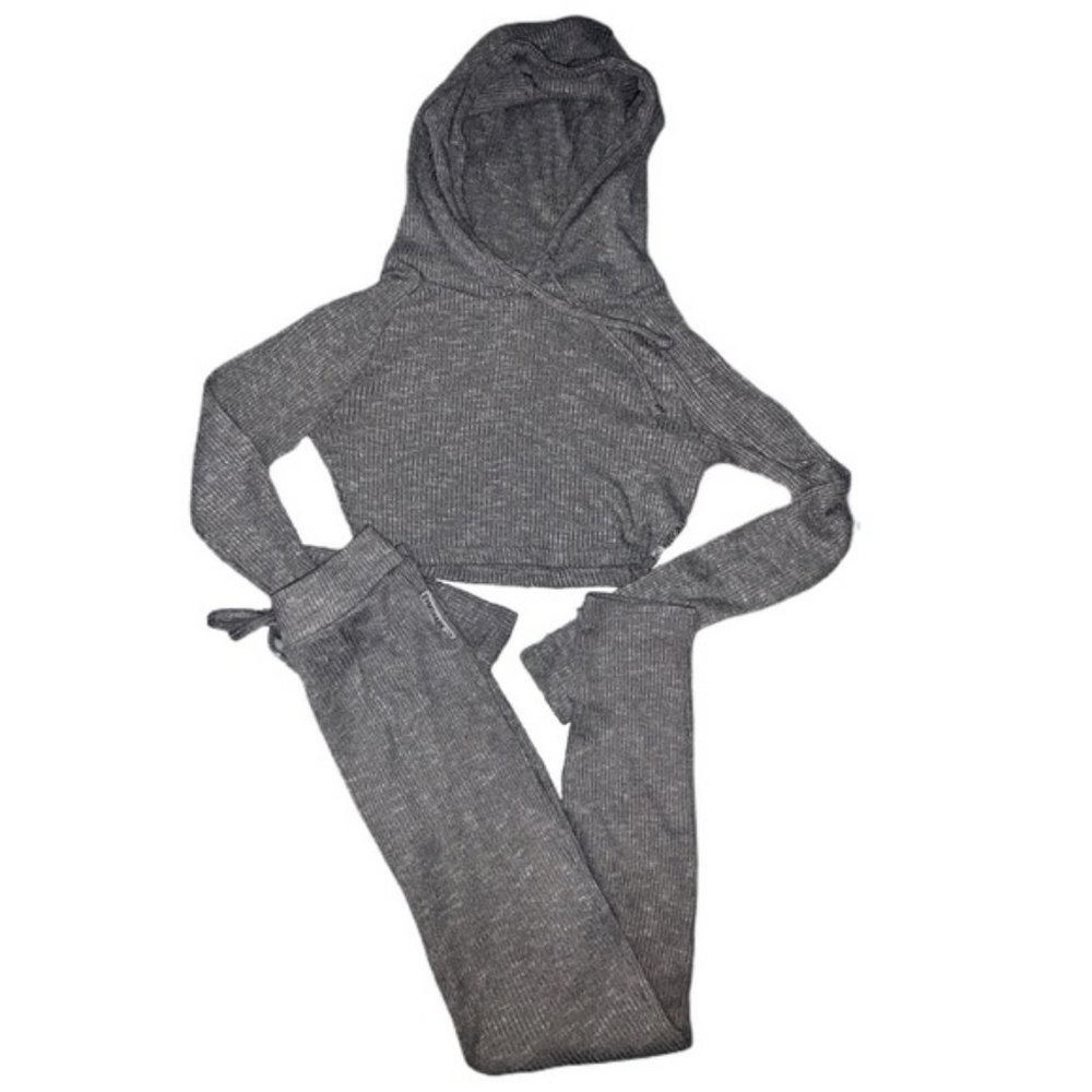 Gymshark | Slounge Legging + Cropped Hoodie Set